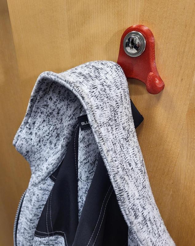 Martela Locker Hanger