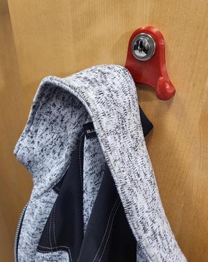 Martela Locker Hanger