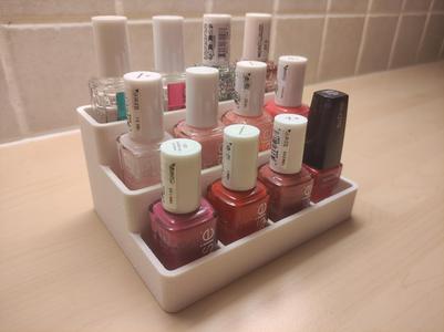 Nail polish organizer