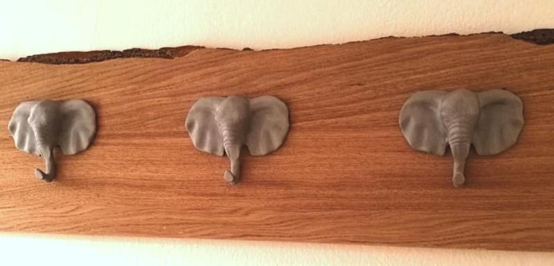 Elephant hanger