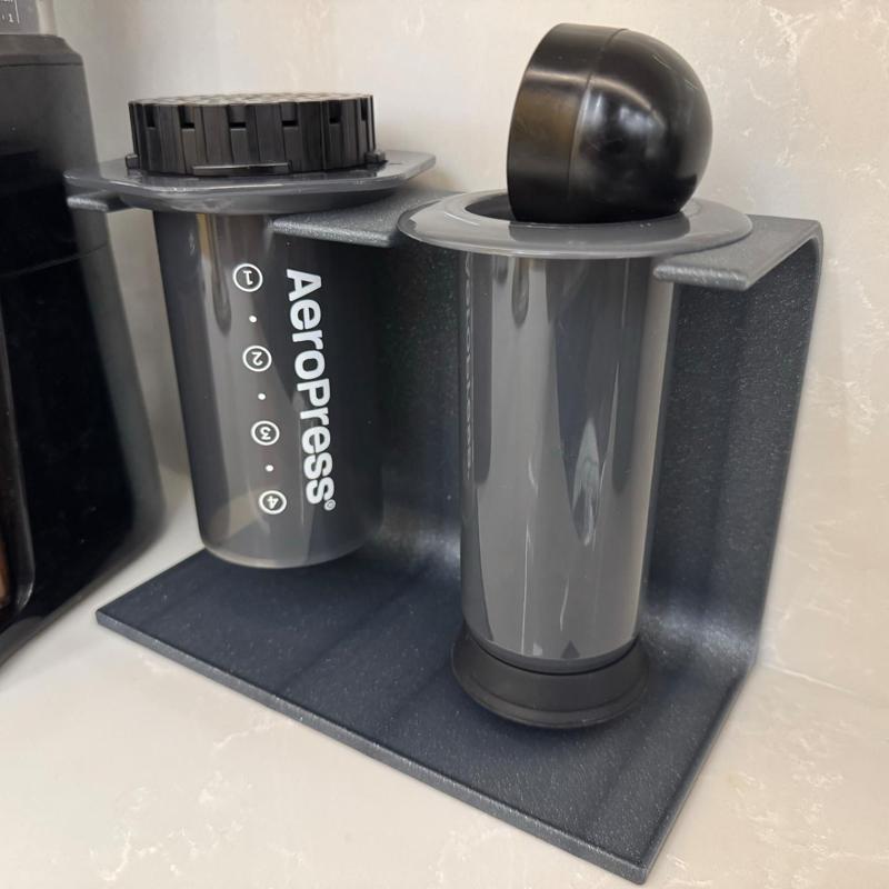 Minimalistic AeroPress Organizer and Drying Stand