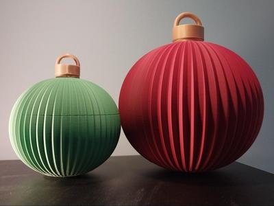 Modern Christmas Ornament V1