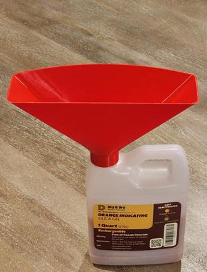 Dry & Dry 1 Qt. Large Tray Desiccant Funnel