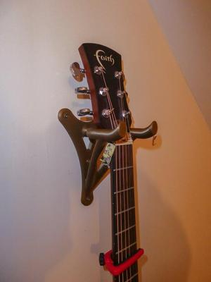 Acoustic Guitar Holder