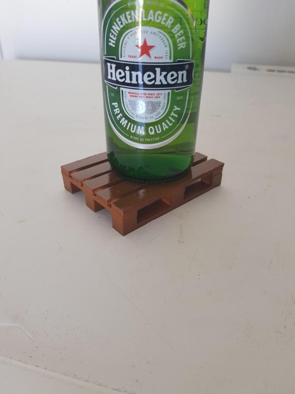 Pallet coaster