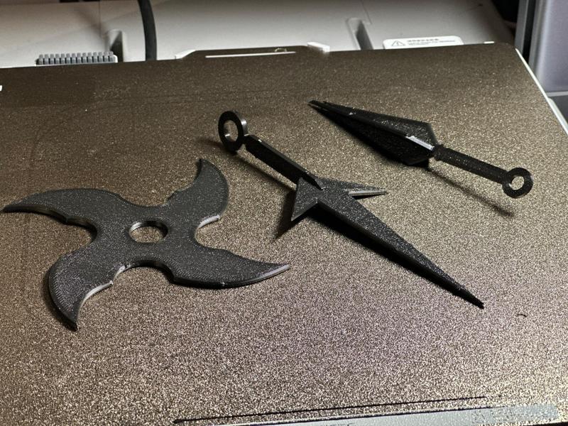 ninja's kit, shuriken, kunai