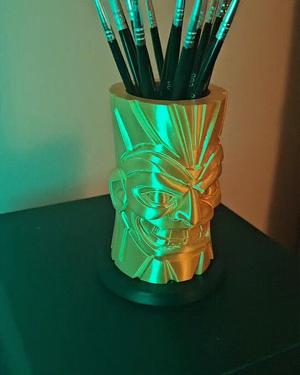 Tiki totem Pencil holder