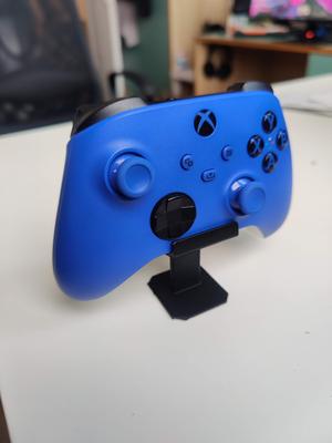 Minimalist Xbox Controller Stand