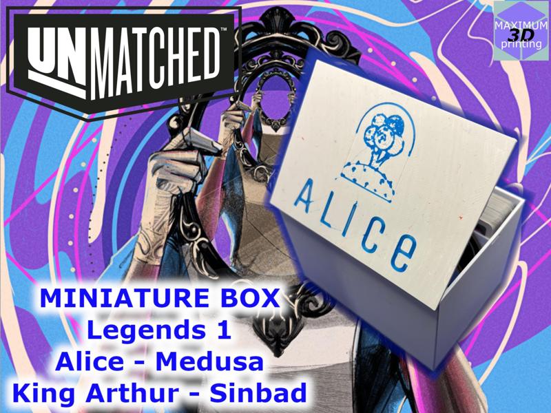 Unmatched box with personalized top cover