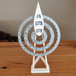 Chopstick desk or wall calendar