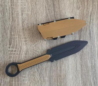 Military training knife / dagger + pouch and molle