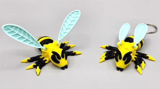 CUTE LUCKY FLEXI FREE BEE & KEYCHAIN VARIANT
