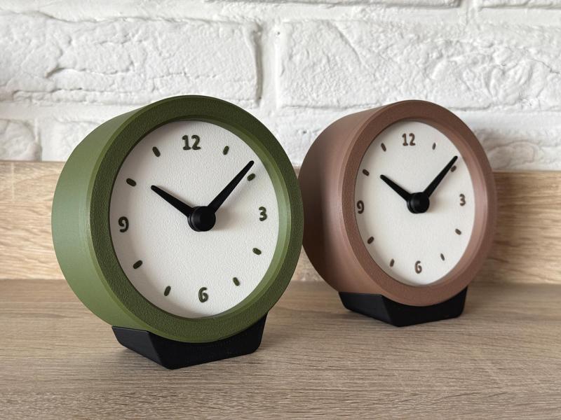 Desk clock / shelf clock