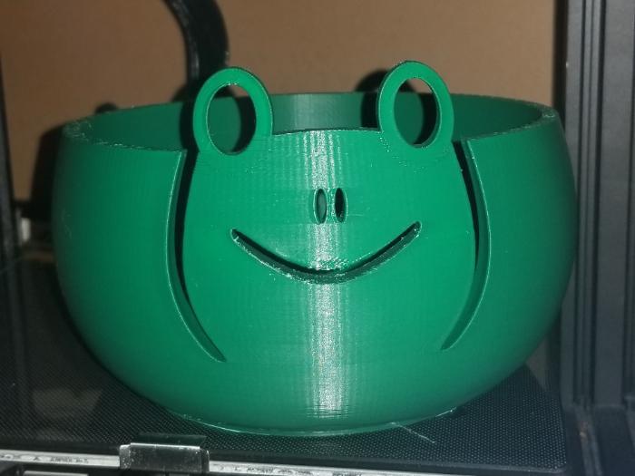 Happy Frog Yarn/Knitting Bowl