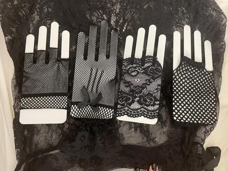 Glove insert for fishnet / lace 