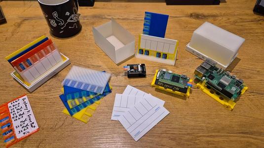 microSD Organizer V1.1 six pack - New: Box and Bottom   