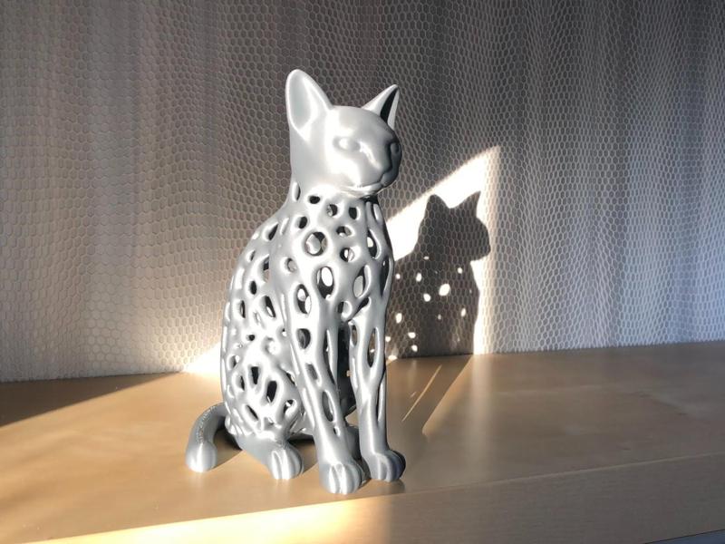 Voronoi Effect Cat Statue