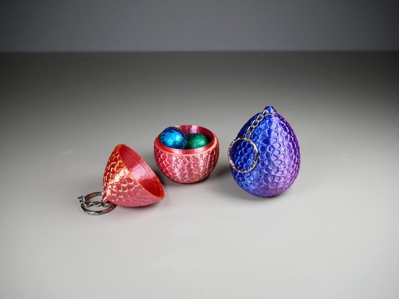 Voronoi Egg Keychain