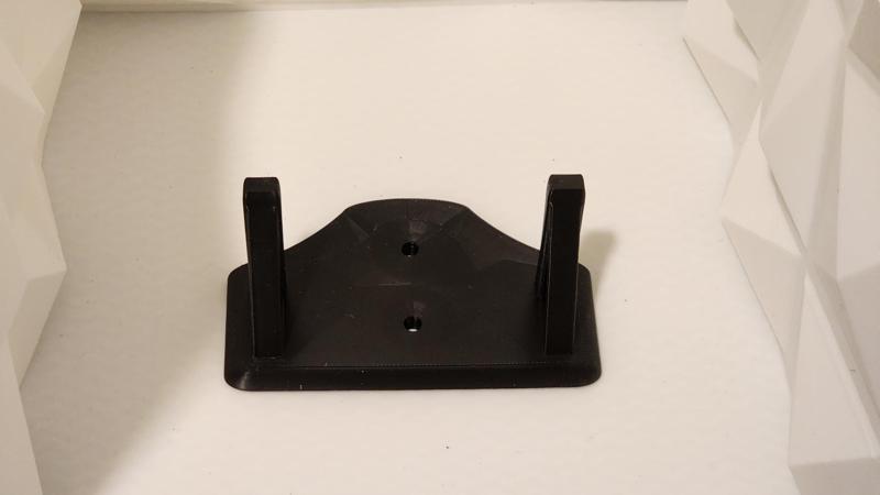Simple Vertical Sword Mount for Wall