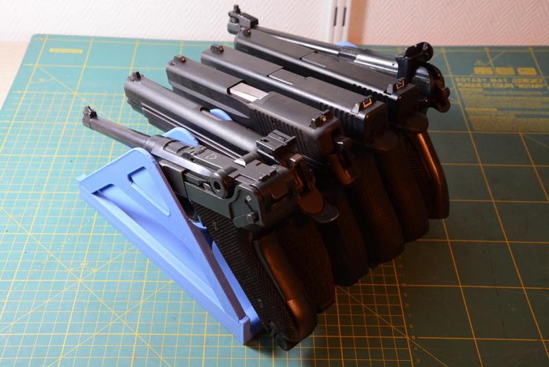 Handgun storage rack for pistols and revolvers