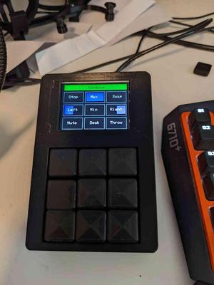 Custom Mechanical Keypad with Display (Remix)