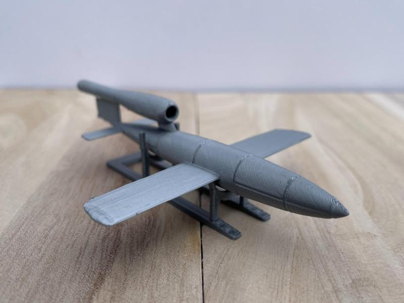 V-1 Flying Bomb [1:72]