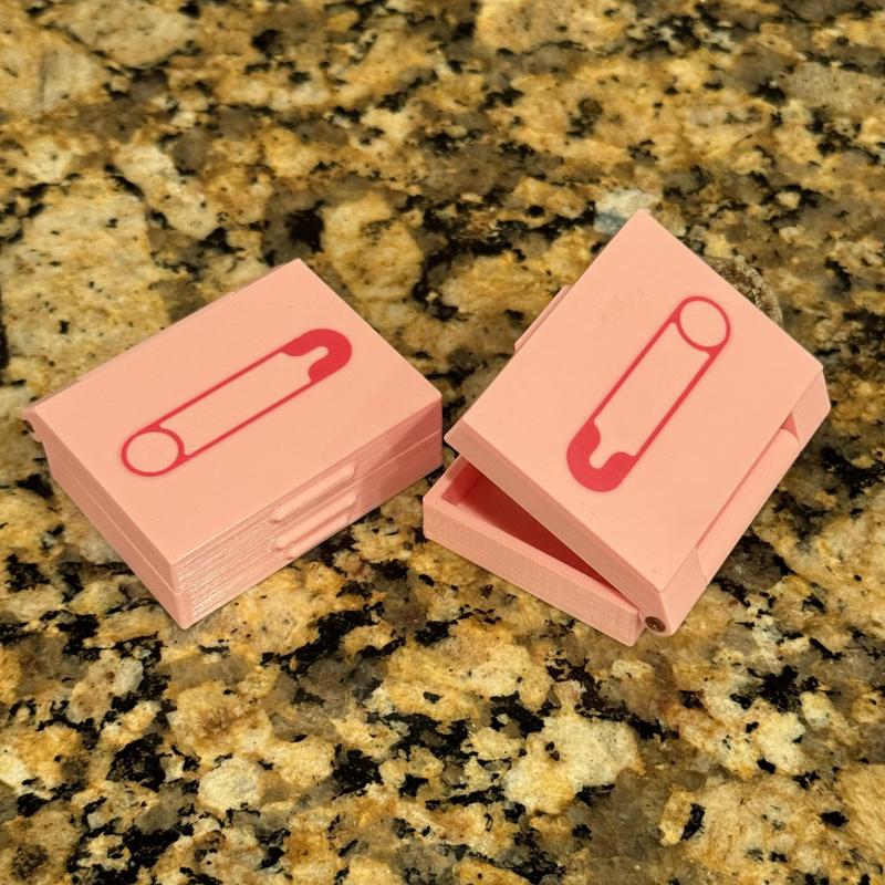 Safety Pin Box (MMU/AMS logo [optional])
