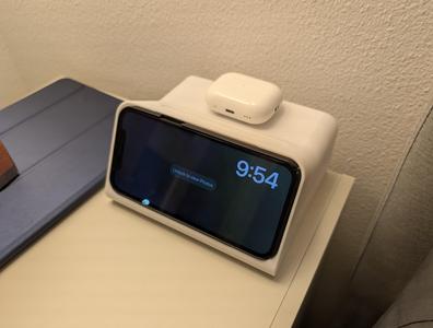 iPhone 12 With Case Standby Mode Dock (originally from Scott Yu-Jan) Phone Holder