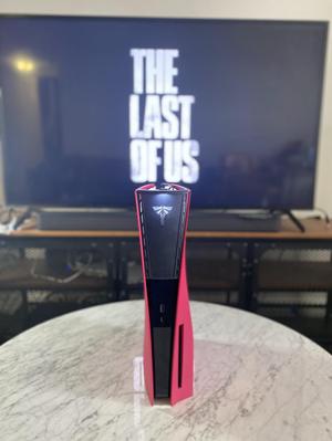 The Last of Us, FireFly Dispaly 