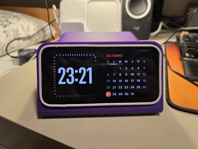 Dual MagSafe iPhone Standby Mode Dock Parametric