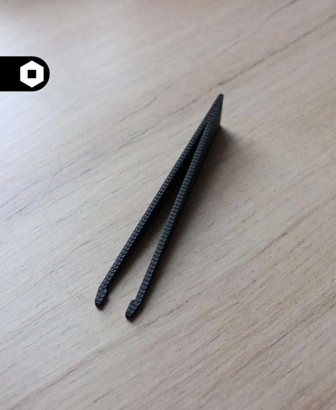 Simple Tweezers