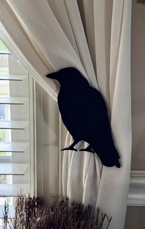 Raven Curtain Holdback