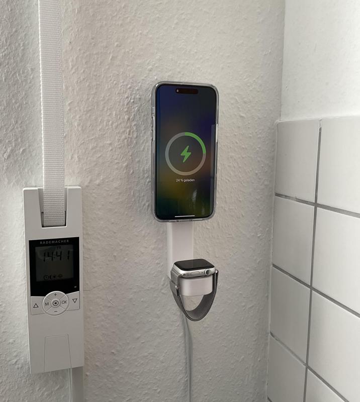 Apple MagSafe + Apple Watch wall mount
