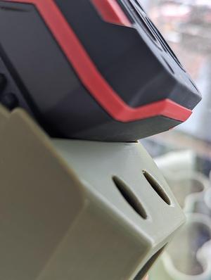 [changed] Wall mount for Parkside 20v charger (PLG 20 A1)