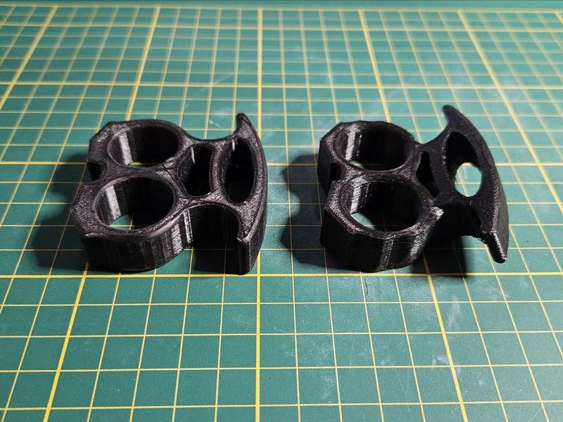 Two-finger Brass knuckles