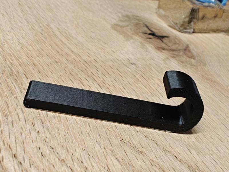 Small Hooks