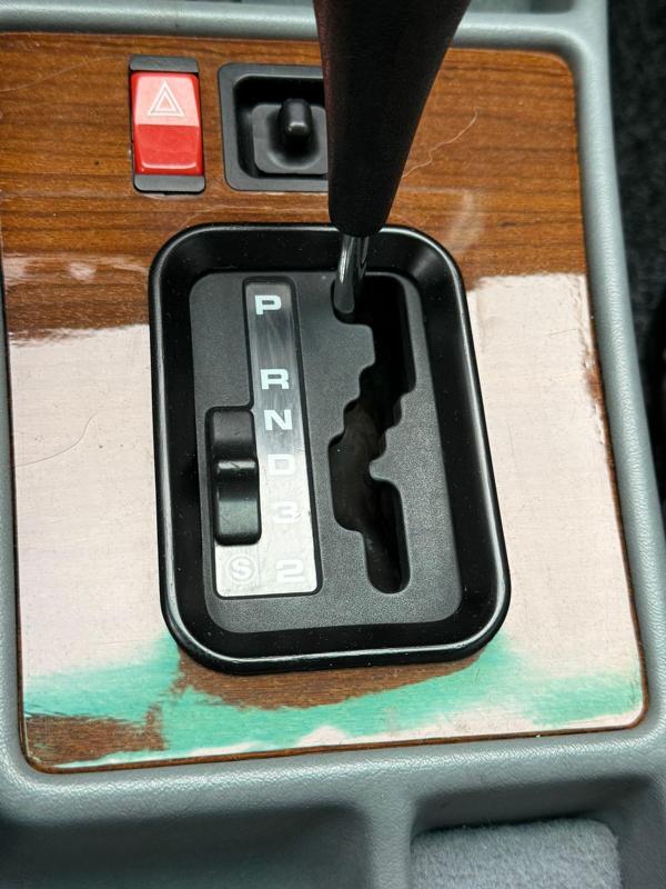 190E W201 Schaltabdeckung