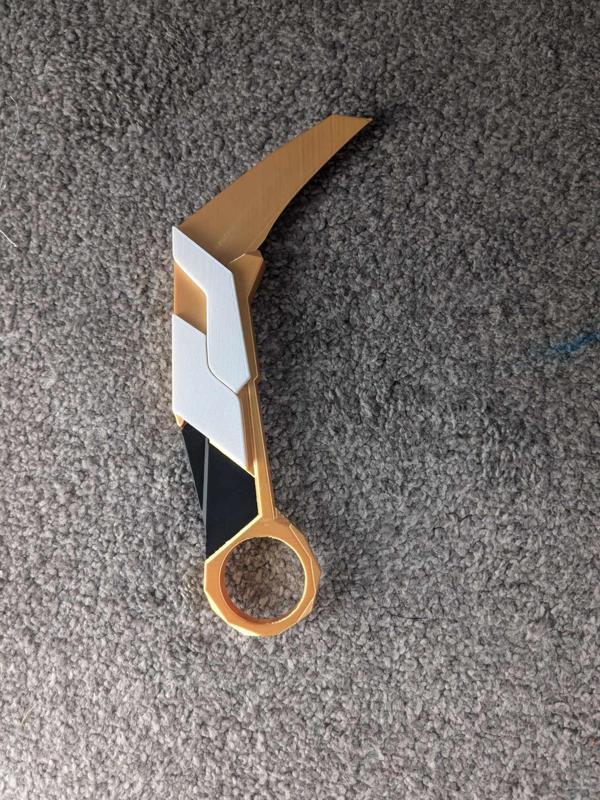 Folding valorant prime karambit