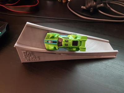 Corkscrew Ramp for Hot Wheels