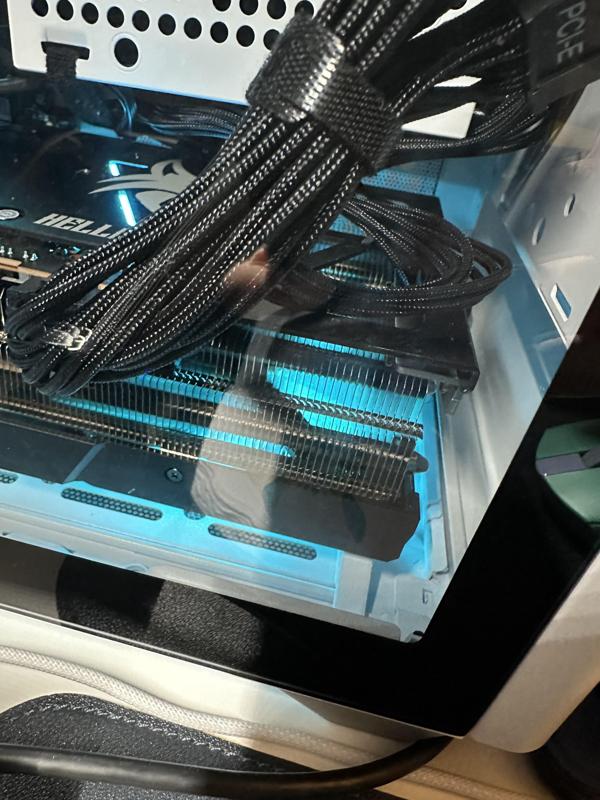 NR200 PowerColor Hellhound RX 7900 XT Support