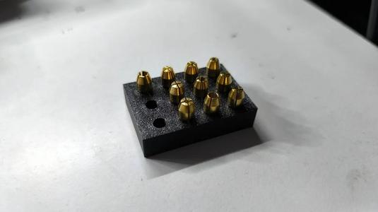 Holder for dremel chucks – FERM