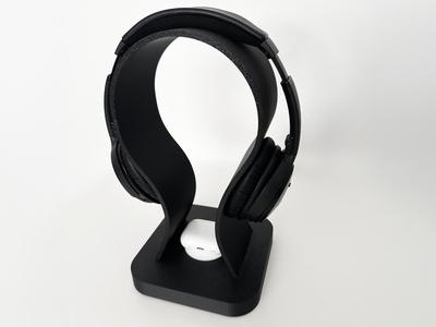 Headphone Stand With MagSafe Charger