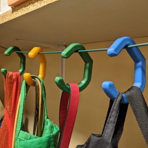 Suspension hook