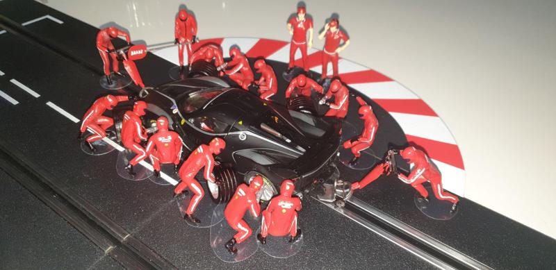 STLs of Formula 1 Pit Crew for slot car 132