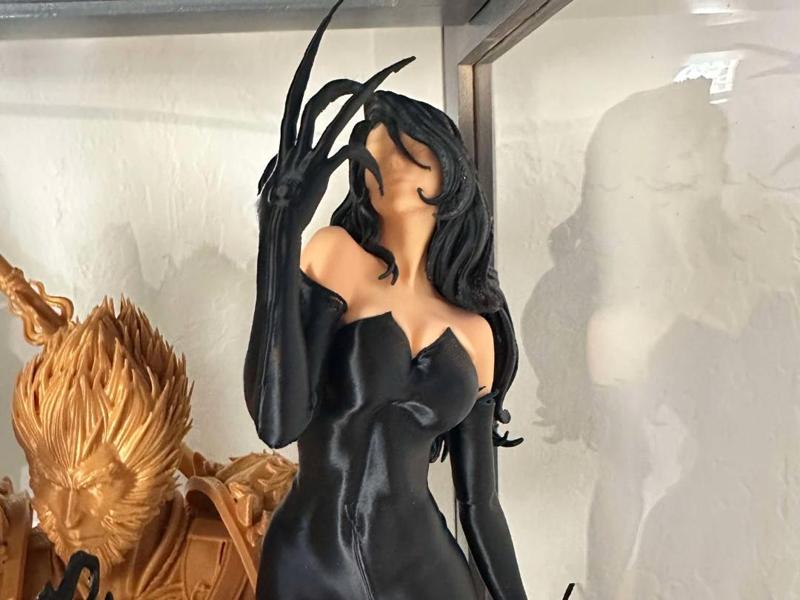 Lust - Fullmetal Alchemist