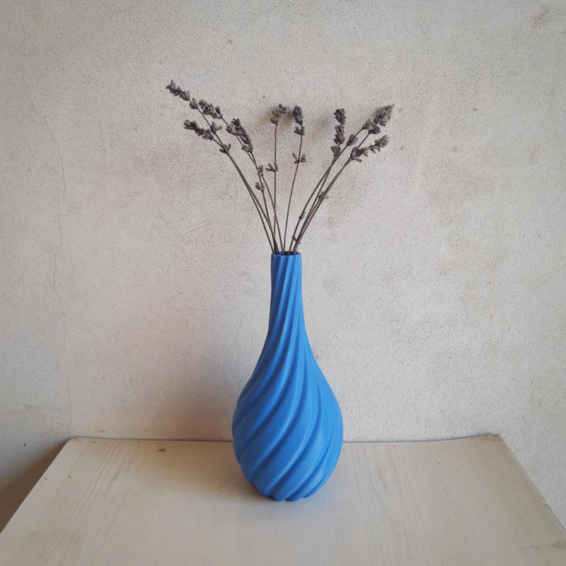 Flower vase