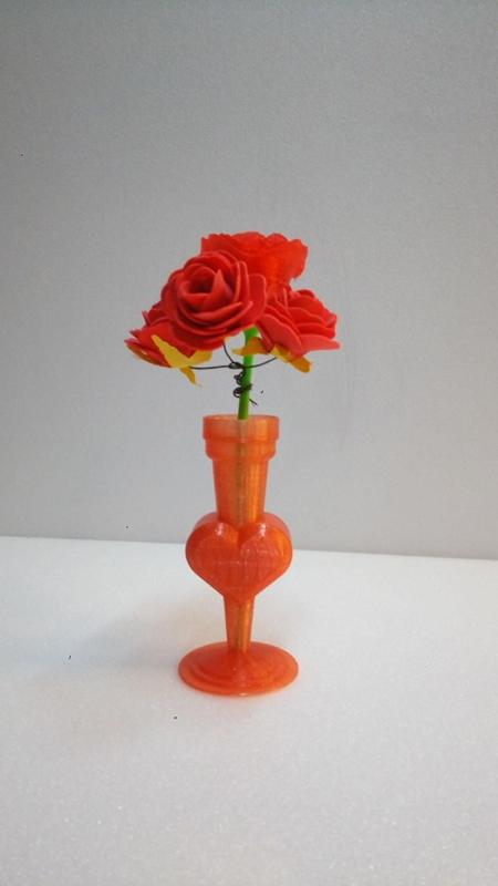 Heart vase