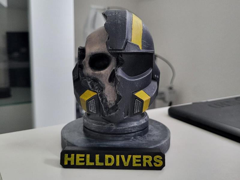 Helldivers Helmet/Skull (Display)