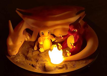 Pokemon Charizard Family Camp Light
