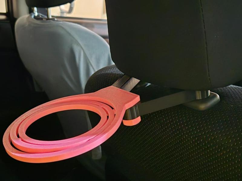 anti spill cup holder on car seat